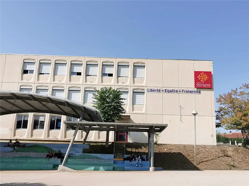 artisanal faïence céramique traditionnel authentique unique sur mesure lycée étudiant