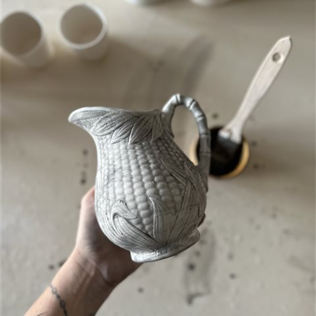 Pichet en faïence - MAS printemps